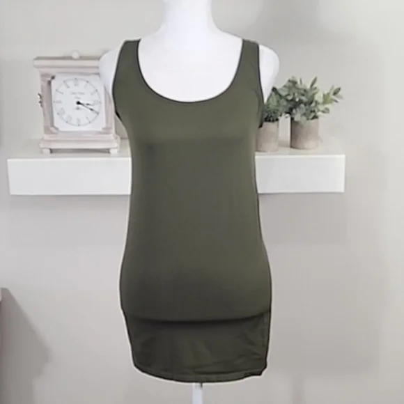Rock & Republic Seamless Olive Green Tank Top New Without Tags - Picture 2 of 5